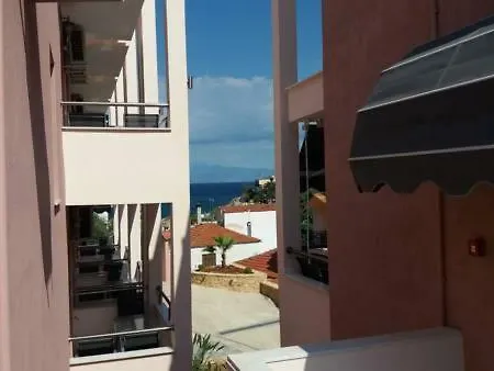 Lydia * Скала-Марион