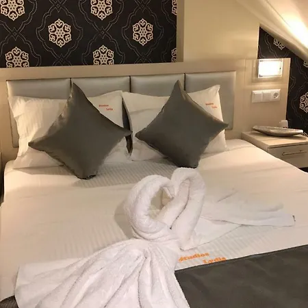 Otel Lydia *