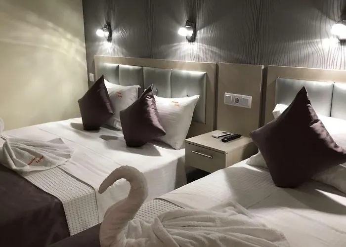 Lydia * Skála Marión